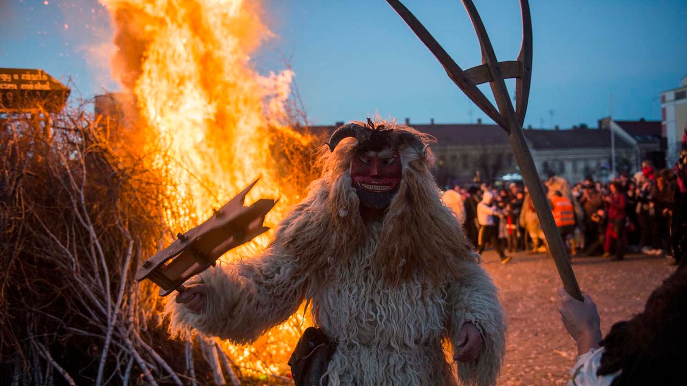 Ennyi maskarás még soha nem búcsúztatta a telet, mint idén