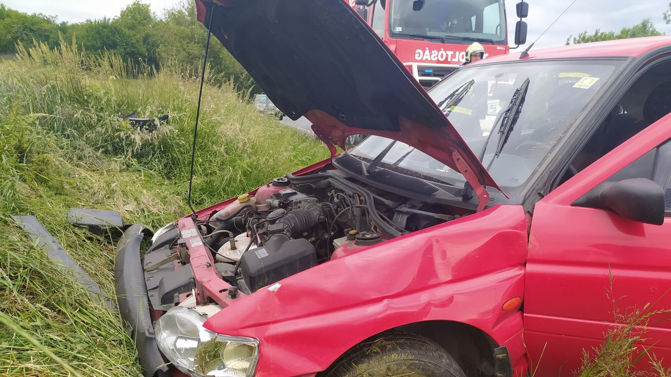 Felborult egy autó Teskándon – Szombathelyi férfi volt a sofőr