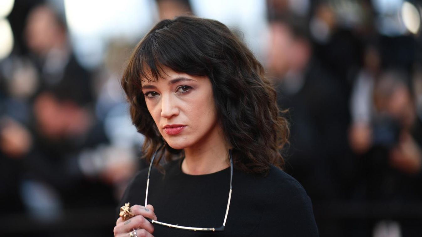 A MeToo-kampány arca elismerte, hogy lefeküdt a vádlójával