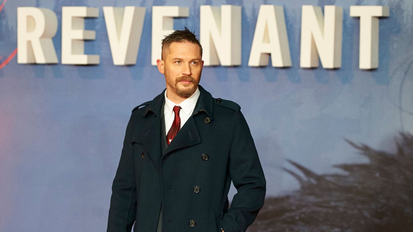 Tom Hardy esti meséket olvas fel