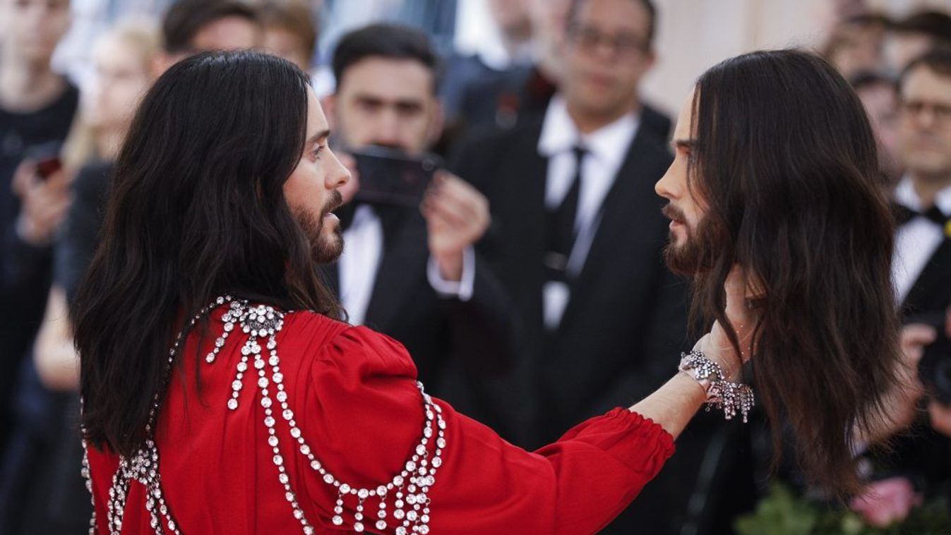 Jared Leto elhagyta a fejét