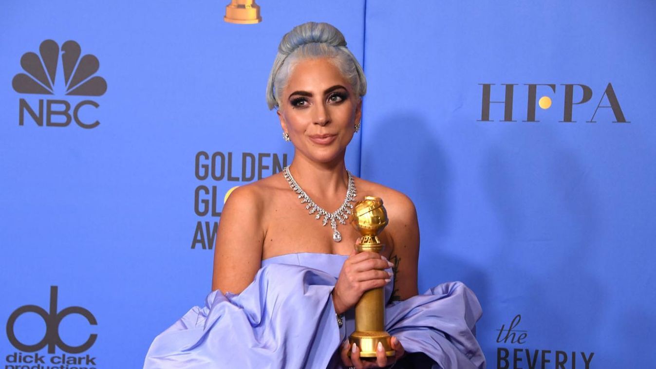 Édesanyjával gálázott Lady Gaga