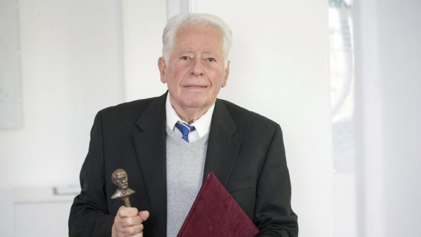 Ferdinandy: a nagy írók azért lettek nemzetköziek, mert nemzetiek