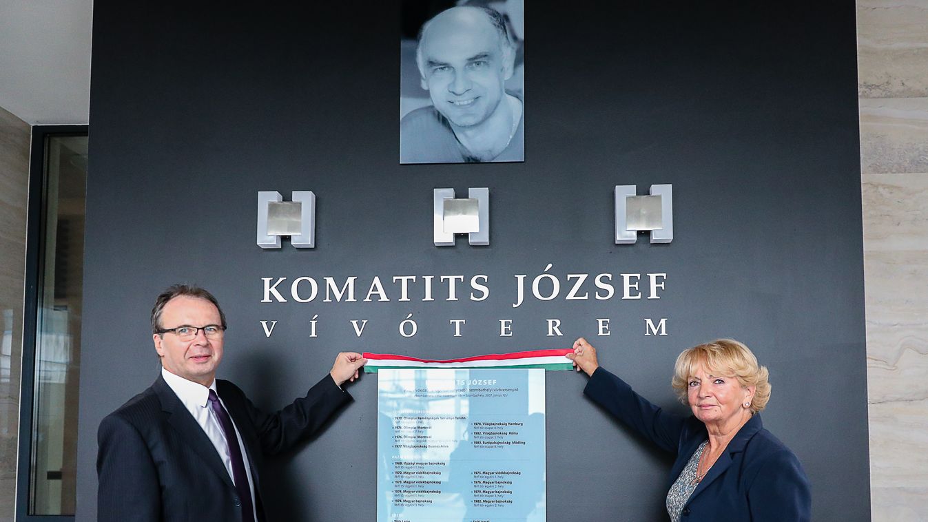 A legjobb szombathelyi vívó nevét viseli az impozáns terem