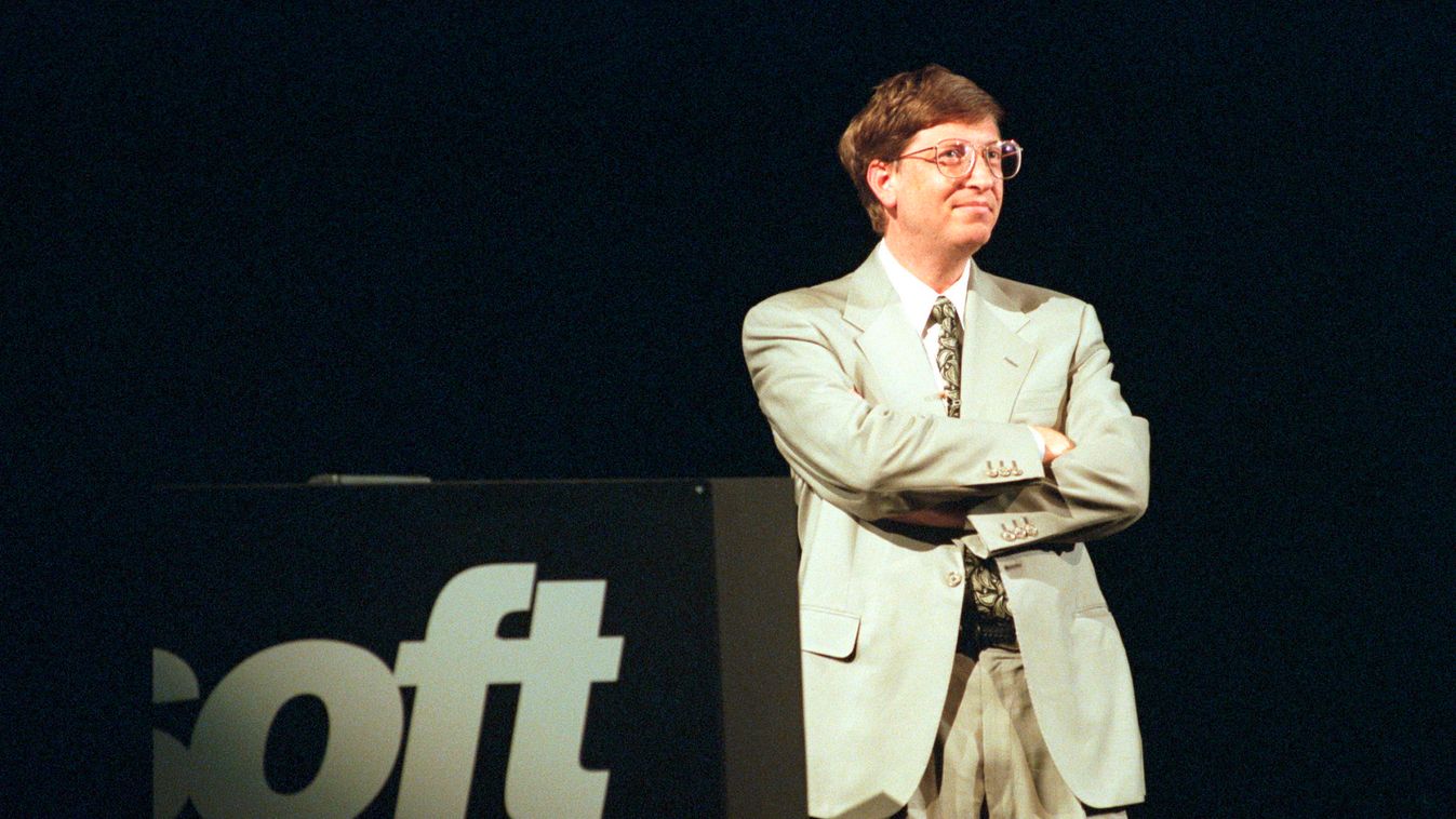 Bill Gates távozik a Microsoft parancsnoki hídjáról