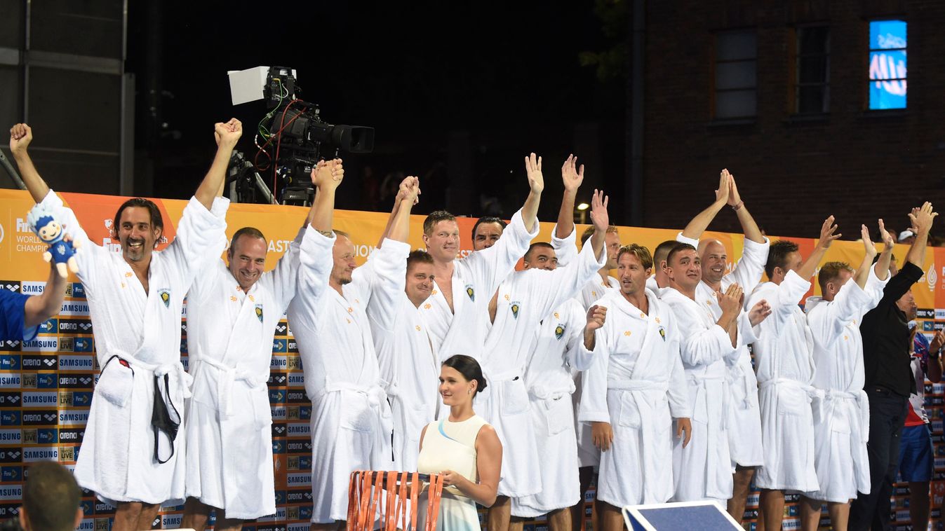 Olimpiai bajnok pólósaink a világválogatottal mérkőznek