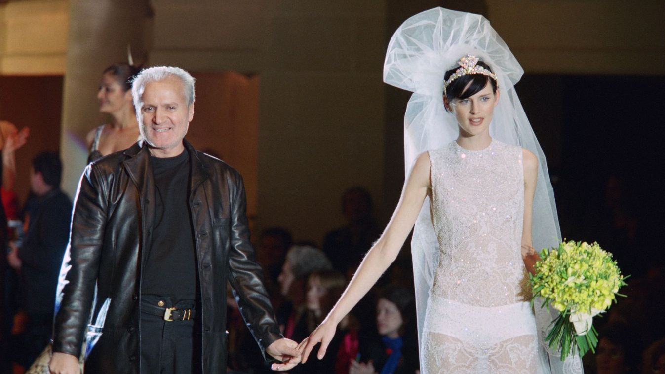 75 éve született Versace divattervező