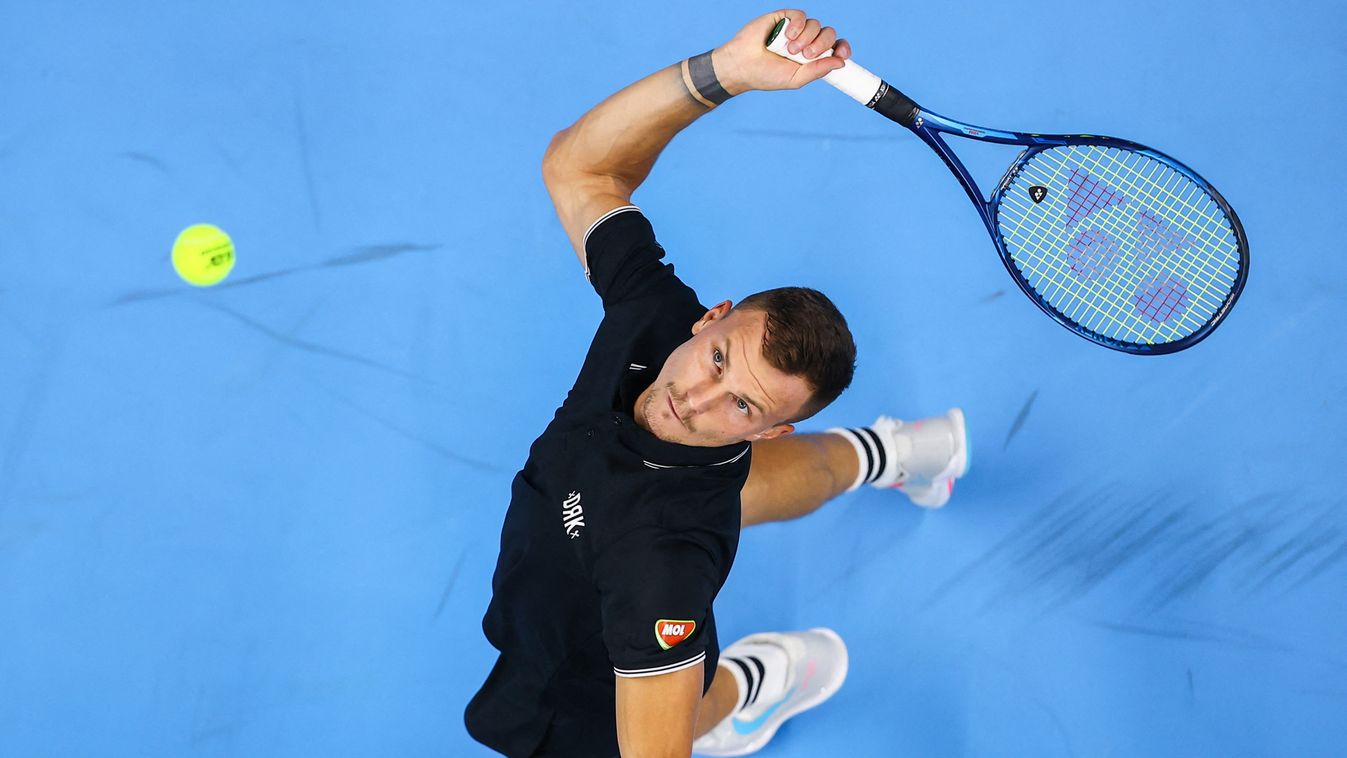 Federer lecsúszott, a magyarok helye változatlan