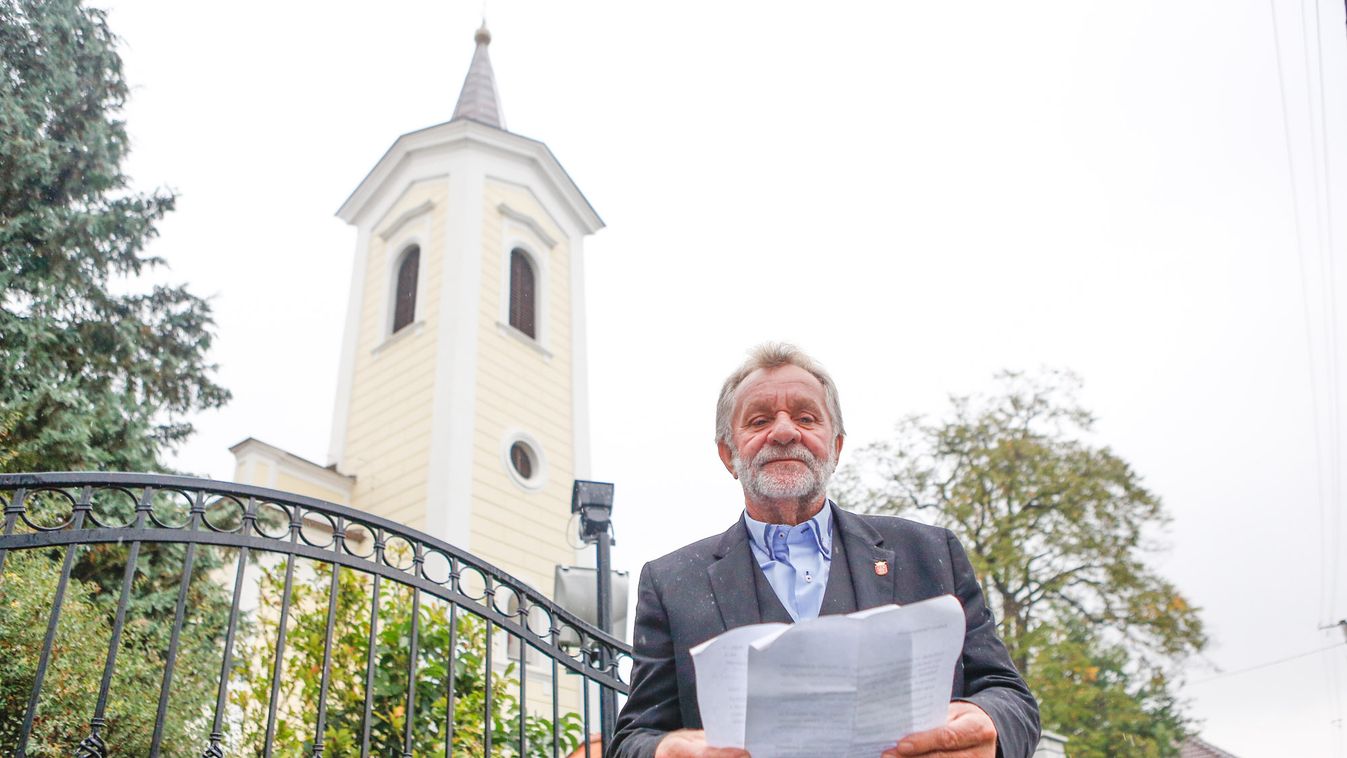 Kit zavar a toronyi harangjáték? – Balassa Péter a püspöknél járt szomszédaival, a polgármester aláírásokat gyűjt