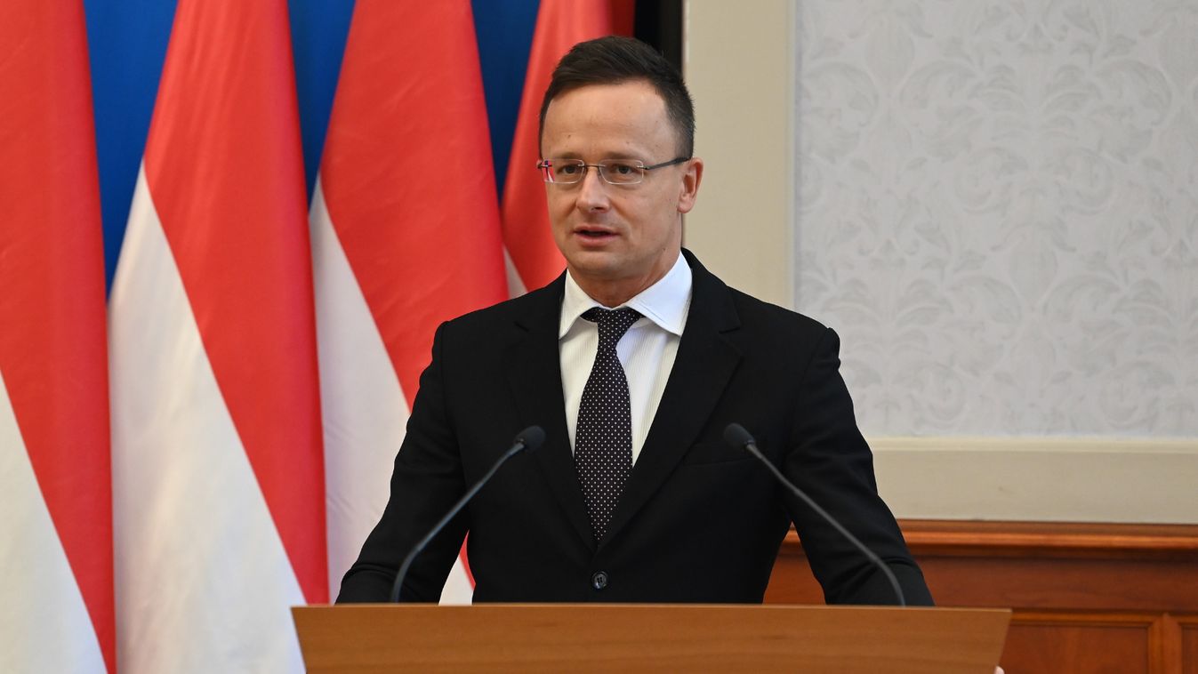 A viták ellenére is újabb 120 lélegeztetőgéppel segítjük Ukrajnát (videó)