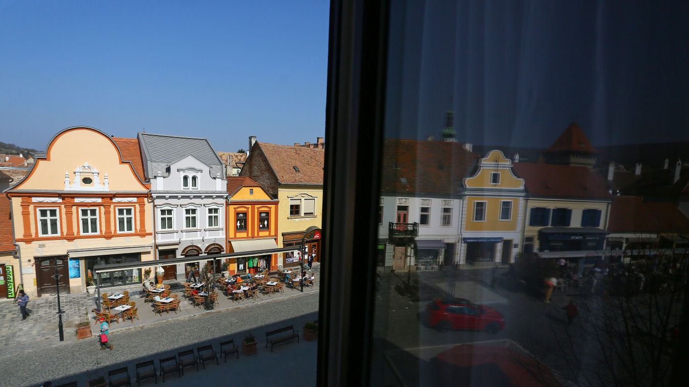 A könyv kivirágzik - Kristóf Ágotát kerestük Kőszegen