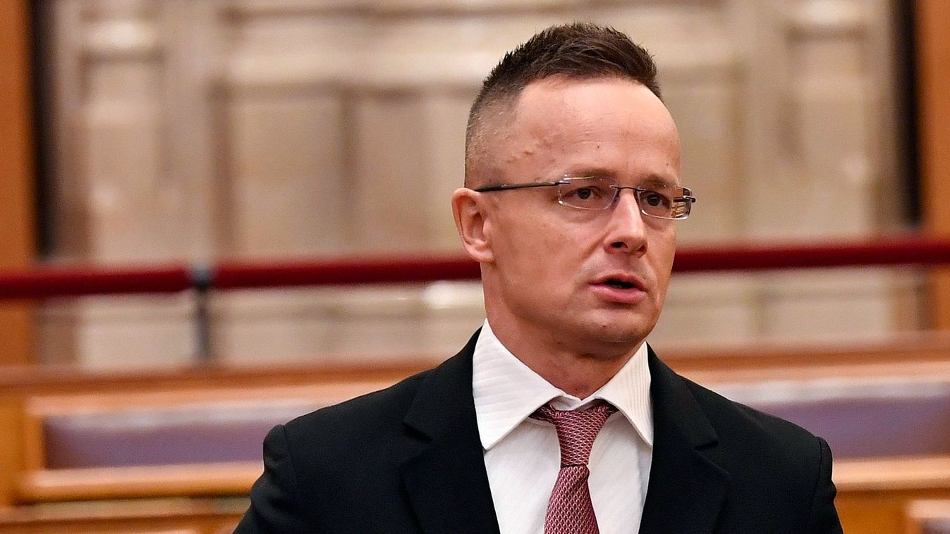Szijjártó Péter: Magyarország nem sodródhat bele a háborúba!