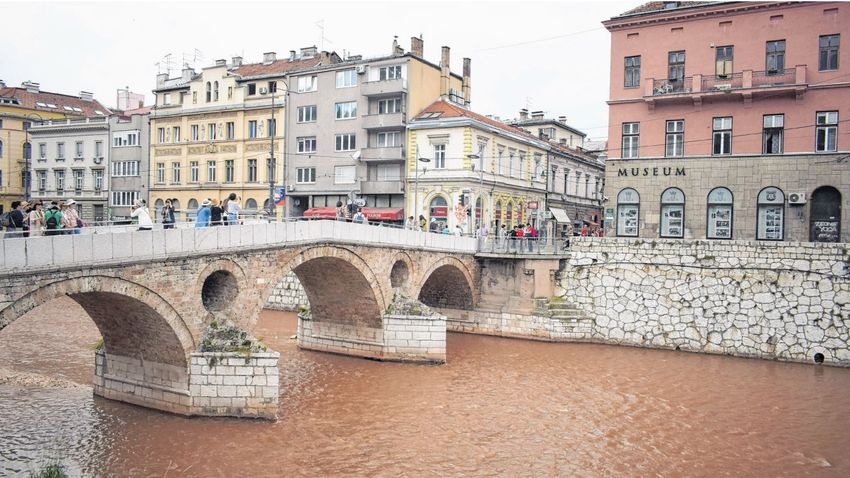 VAOL – Ahol négy vallás találkozik – A remény alagútja, a merénylet hídja: Szarajevó, a sokszínű város