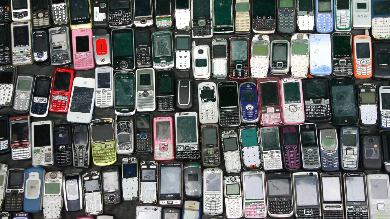 Sok régi mobilt őrizgetnek otthon a magyarok