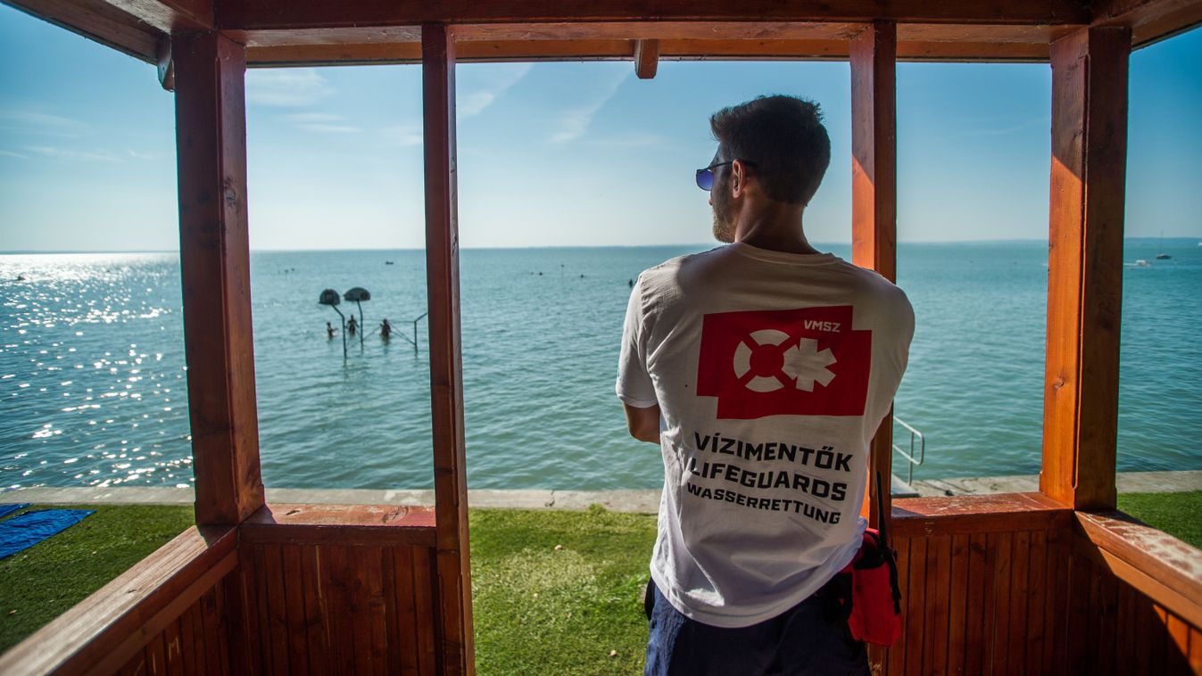 Megkezdte munkáját a balatoni strandokon az elsősegélynyújtó szolgálat