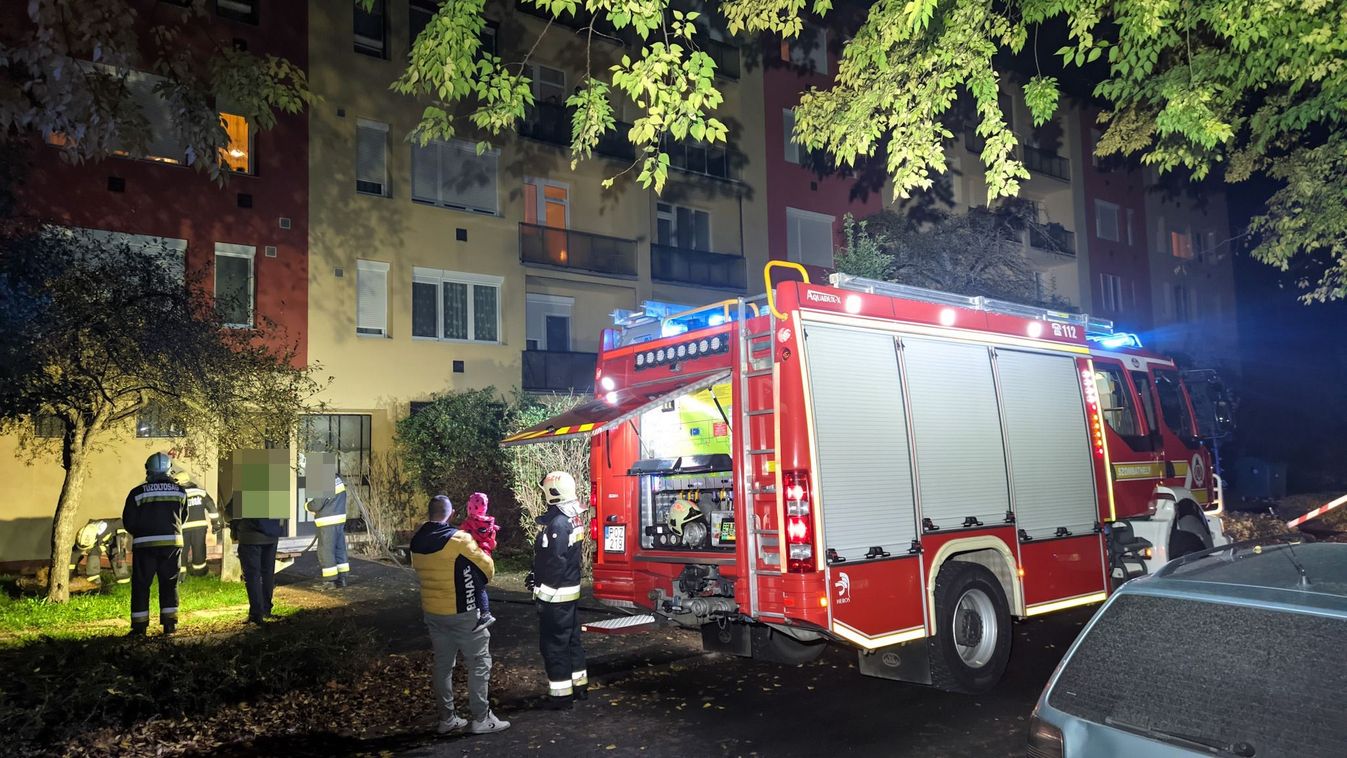 Gyertyától gyulladt ki egy lakás Szombathelyen, két ember kórházba került - fotók