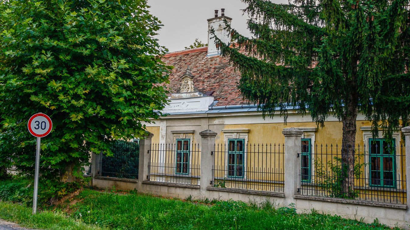 Mitől volt különleges a magyar Szapphó? - Az első ünnepelt magyar költőnő, Dukai Takách Judit a Kemenesalján látta meg a napvilágot 1795-ben