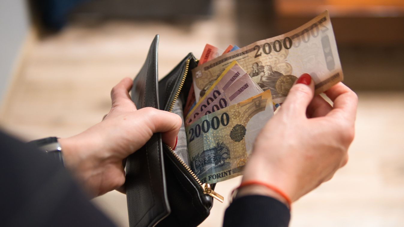 Már meghaladja az 510 ezer forintot az átlagbér
