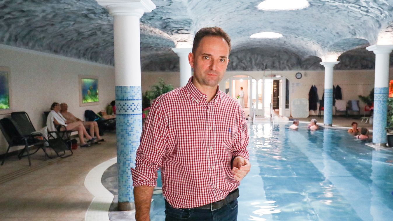 Retróból modern fürdőhely - Patyi Gábor kapta a Vas vármegye Turizmusáért-díjat