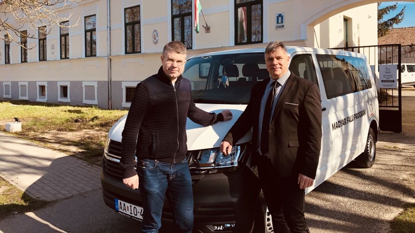 Új falubusz segíti az ellátást Szergényben