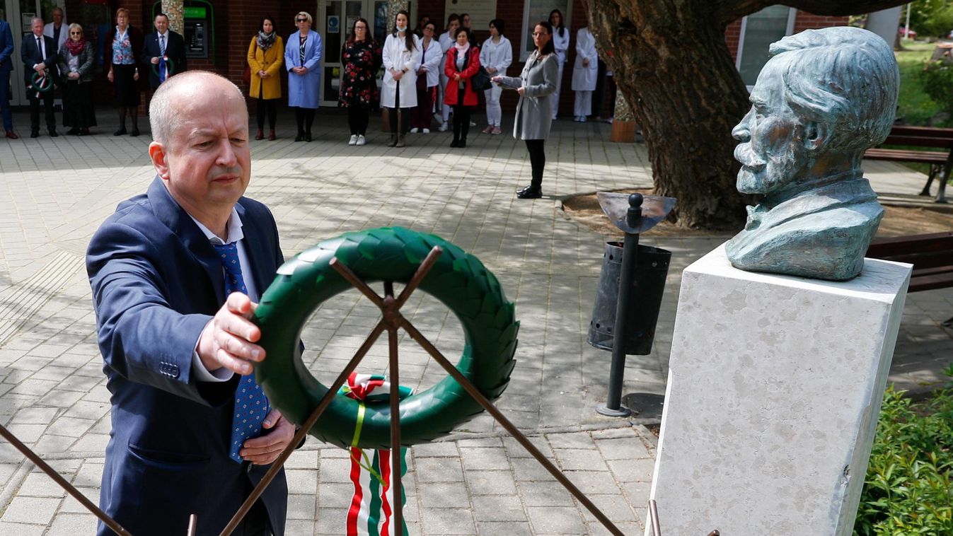 VAOL - A Kórház Névadójára Emlékeztek – Prof. Dr. Nagy Zoltán Zsolt ...