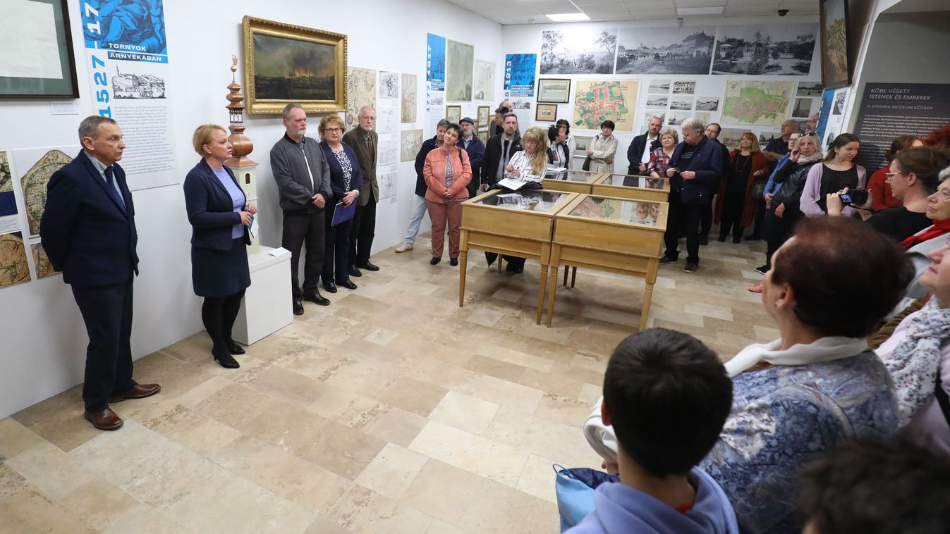 Szombathely régi (tér)képeken - Kiállítás Szent Márton városának 1600 évéről - fotók