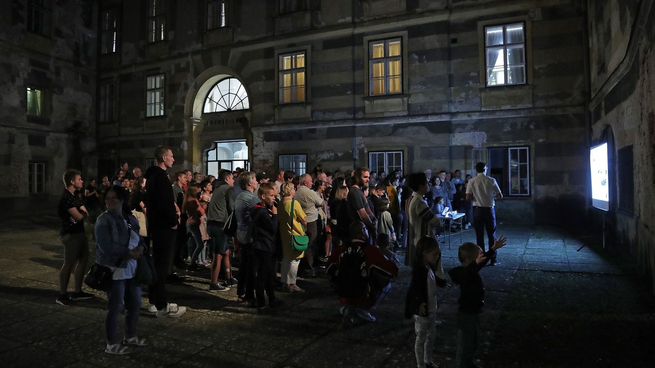 Éjszakai bolyongás a kastélyban - Múzeumok Éjszakája a Dr. Batthyány-Strattmann László Múzeumban - fotók