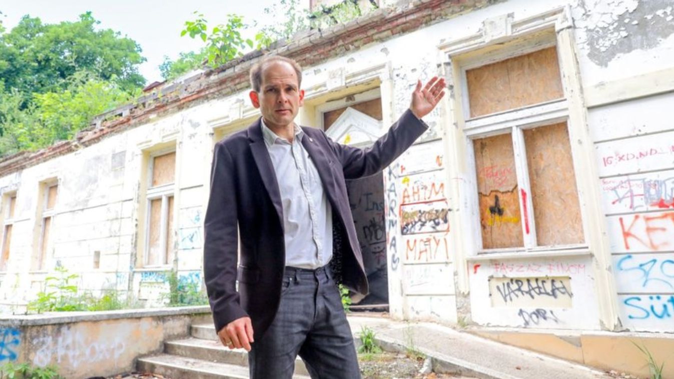 Nem bontják el a Brenner-villát
