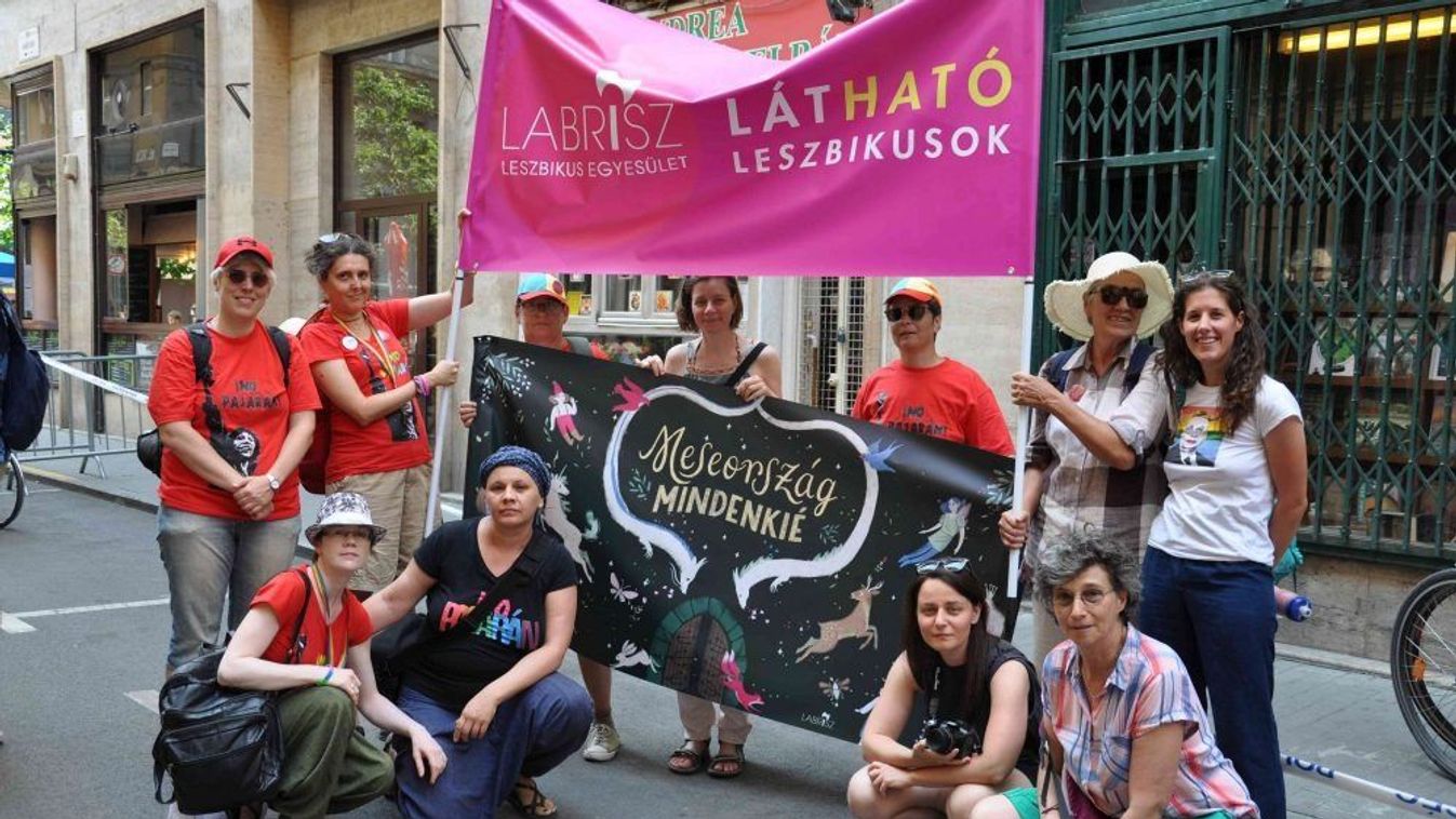 Az LMBTQ-lobbi mesekönyvekkel hatna a gyermekekre
