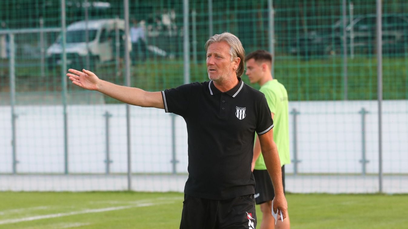NB III.: nehéz, hosszú volt az idei esztendő - a bentmaradásért küzd a Haladás VSE futballcsapata