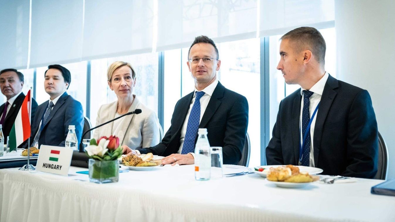 Szijjártó Péter orosz és iráni kollégája mellett a TÁSZ külügyminisztereivel is tárgyal New Yorkban (videó)