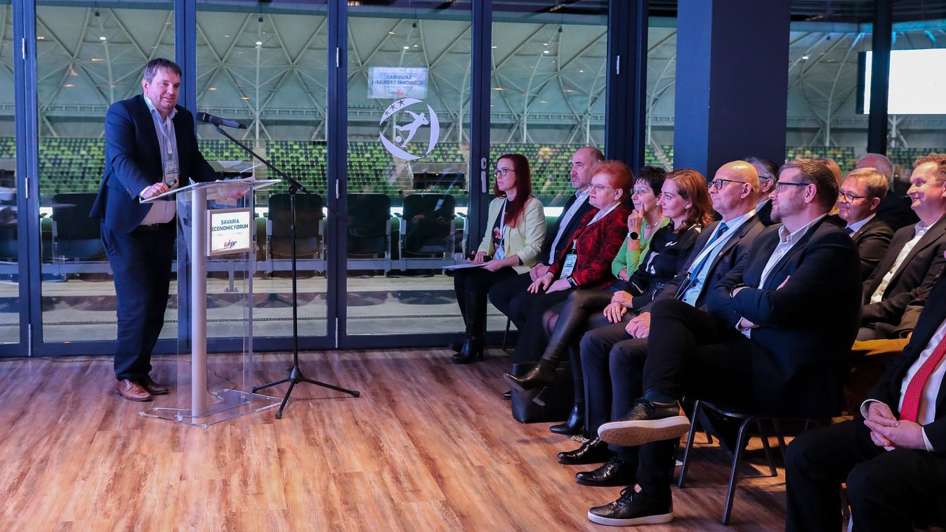 Fókuszban a hazai ipar kihívásai: válságkezelés, zöld átállás, MI és drón technológiák - fotók