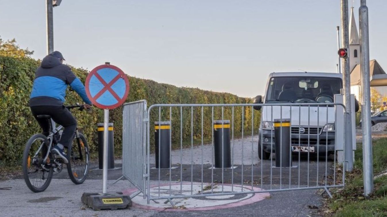 Euróezrekbe került a határsorompó