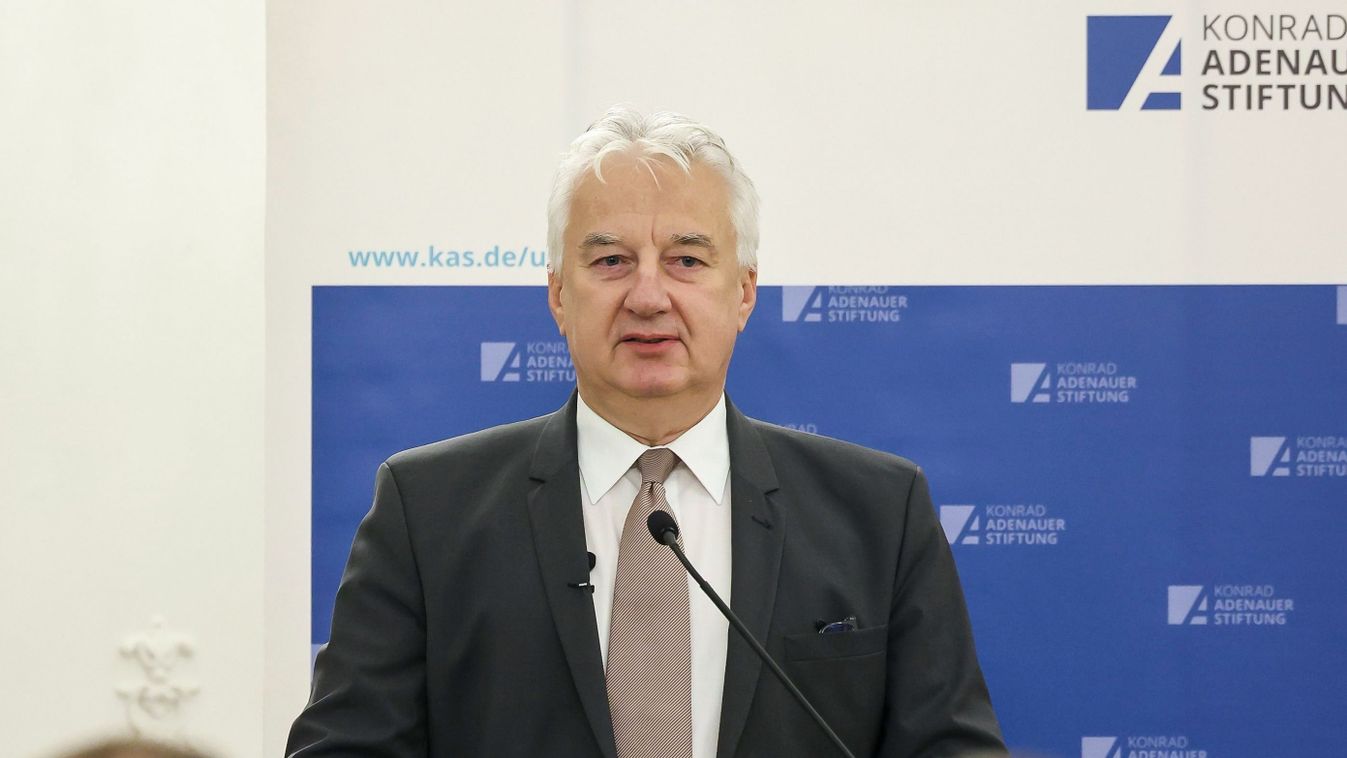 Semjén Zsolt: a kormány a magyar emberek véleményét képviseli az EU-ban