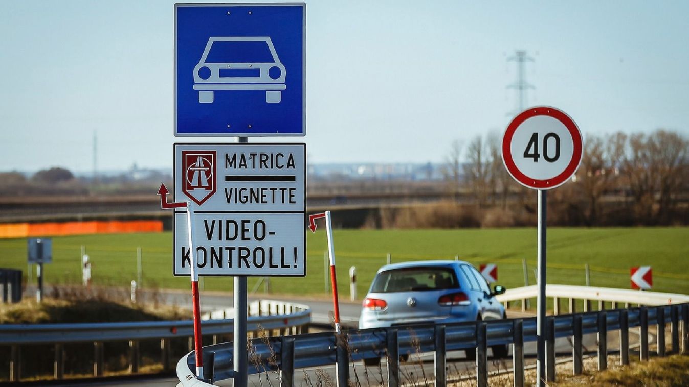 Péntektől lehet kapni a 2024-es autópálya-matricákat