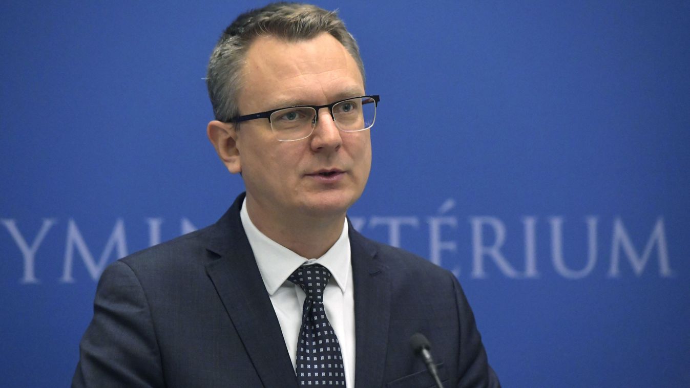 Rétvári Bence: a kormány azt szeretné, ha a magyar oktatás adná a legmodernebb tudást Európában