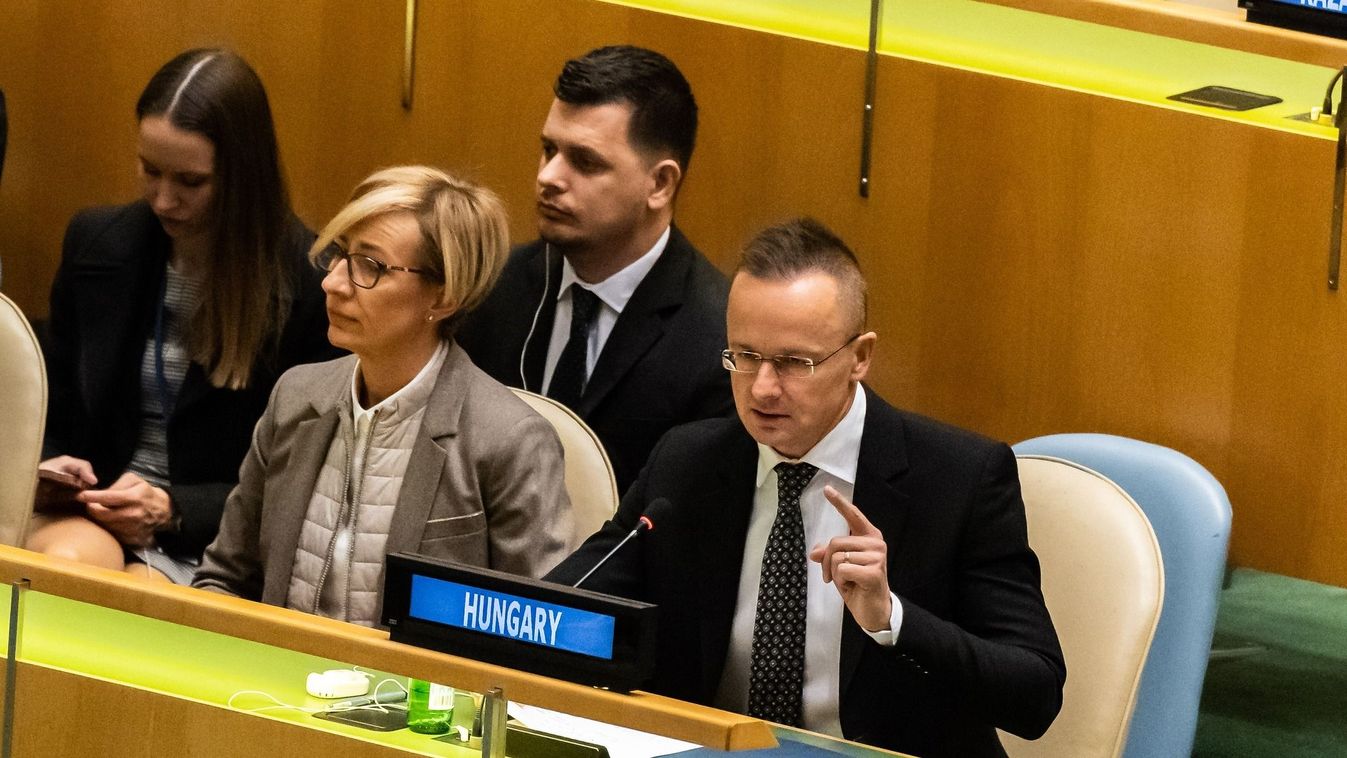 Szijjártó: a biztonsági és a gazdasági helyzet javítására van szükség a migráció forrásországaiban (videó)