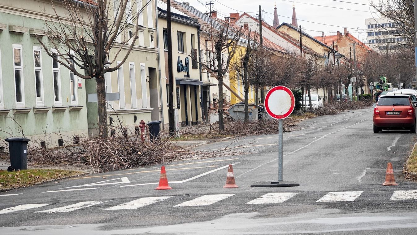 Vaol Lezártak Egy Forgalmas Utcát Szombathelyen Fotó 