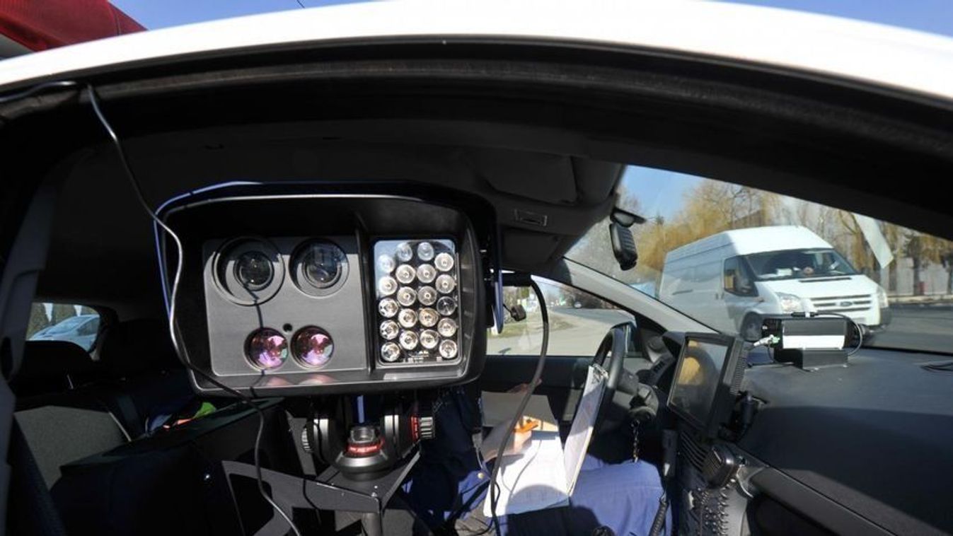 Itt vannak az új traffipaxok: van mitől félni a gyorshajtóknak