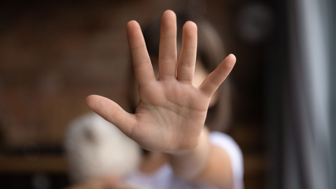 Újabb megerősítést kap a már most is kiemelkedően szigorú gyermekvédelmi jogrend