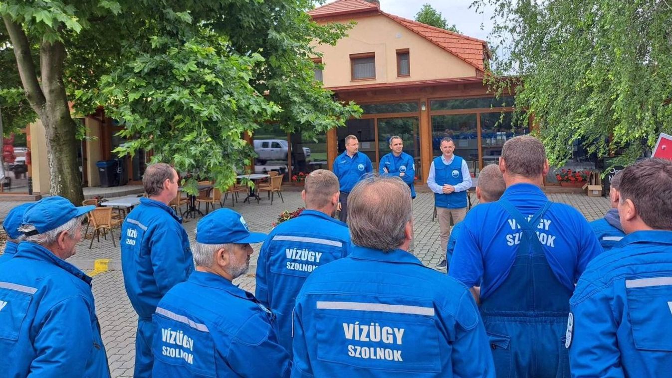 Folytatódik az apadás, a Rábánál segédkező vízügyesek végre hazaindulhattak