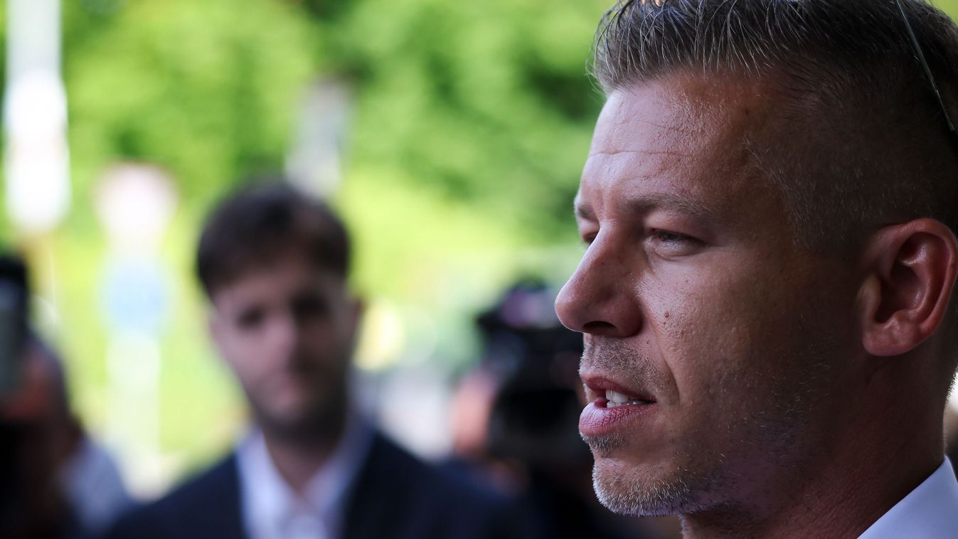 Jogellenesen cselekedett Magyar Péter