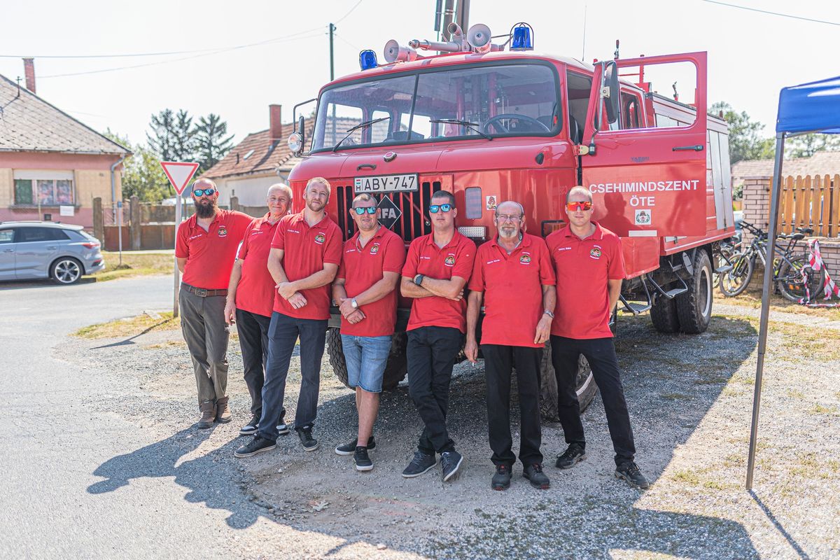 A Kenyeri ÖTE felajánlása révén jutott tűzoltó autóhoz Csehimindszent Önkéntes Tűzoltó Egyesülete.