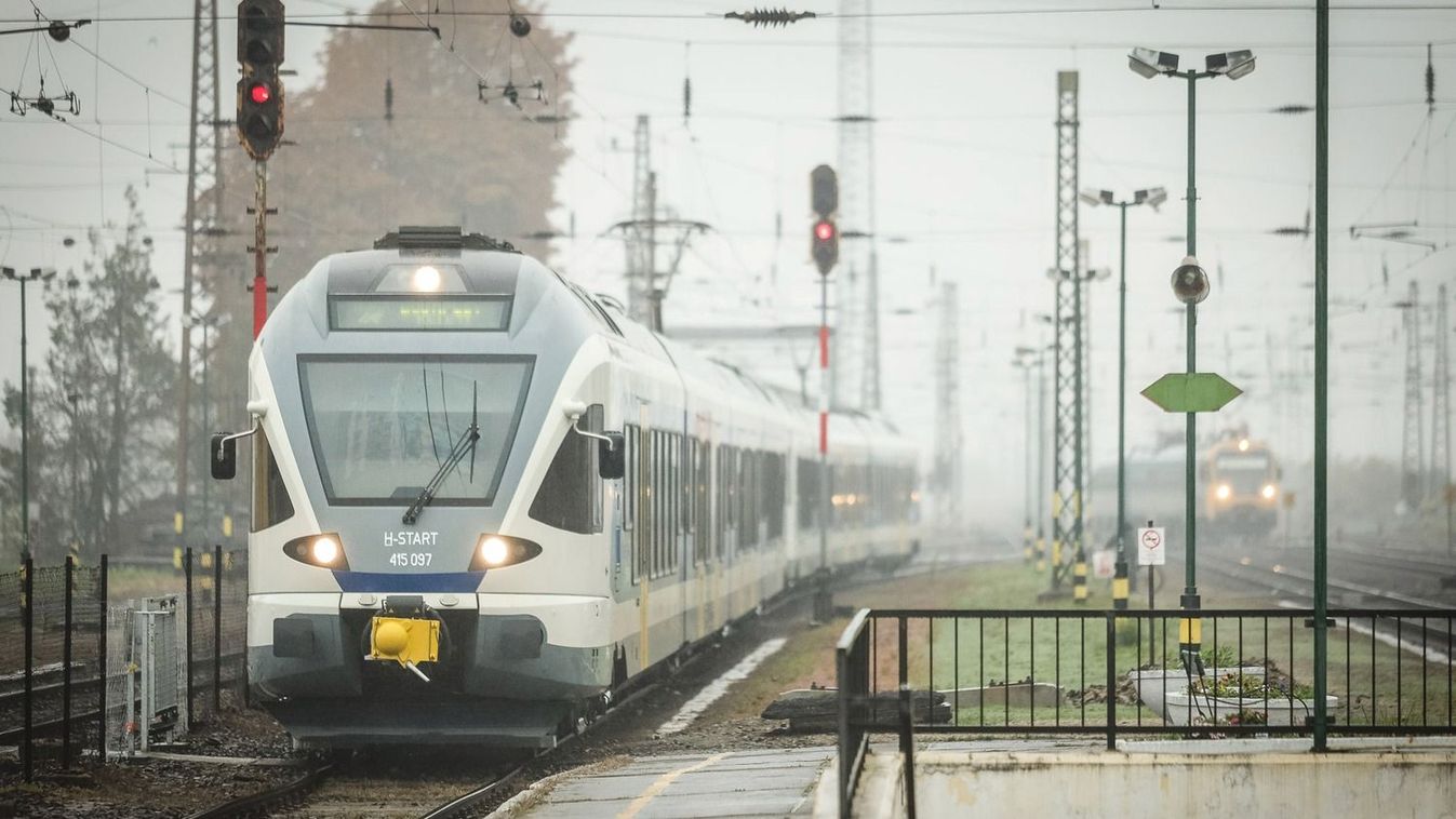 Biztosítóberendezés hibája miatt esett el a vonatközlekedés a Székesfehérvár-Szombathely vonalon