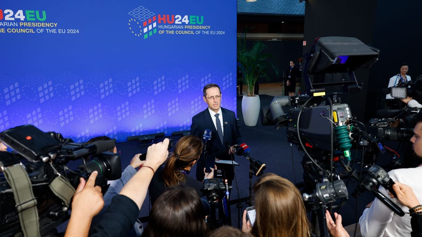 Varga Mihály: az EU versenyképességének erősítése az uniós pénzügyminiszterek budapesti találkozójának fő témája (videó)