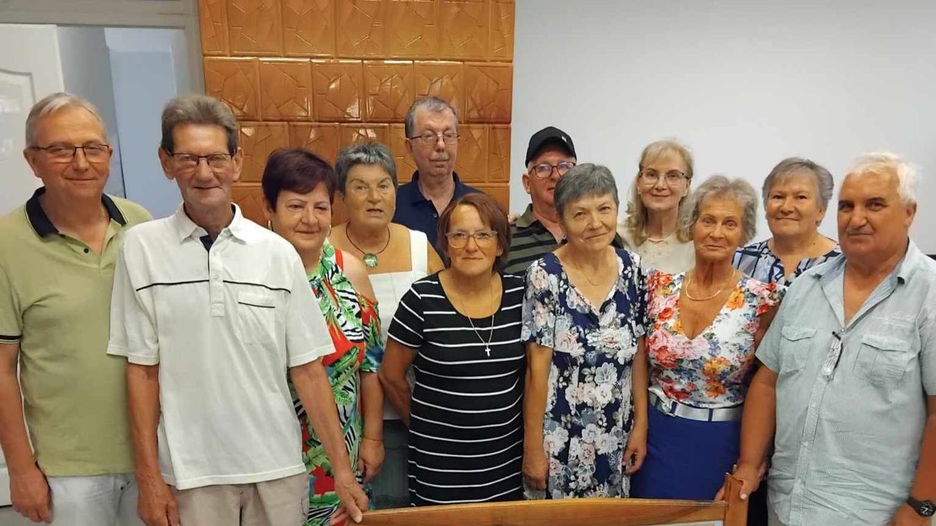 Ötvenéves osztálytalálkozót tartottak Kemenesmagasiban