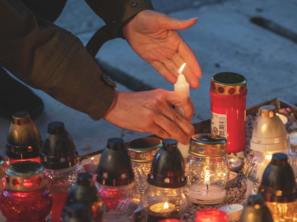 Megemlékezések, forgalmirend-változások, nyitvatartások és menetrendek - minden, amit a hosszú hétvégéről tudni kell