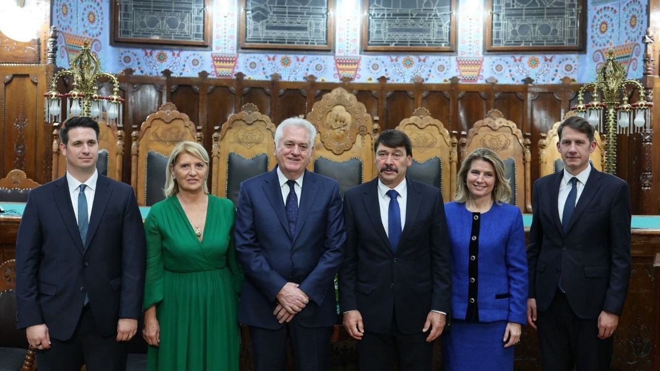 Áder János és Tomislav Nikolic kapta a Pásztor István-díjat