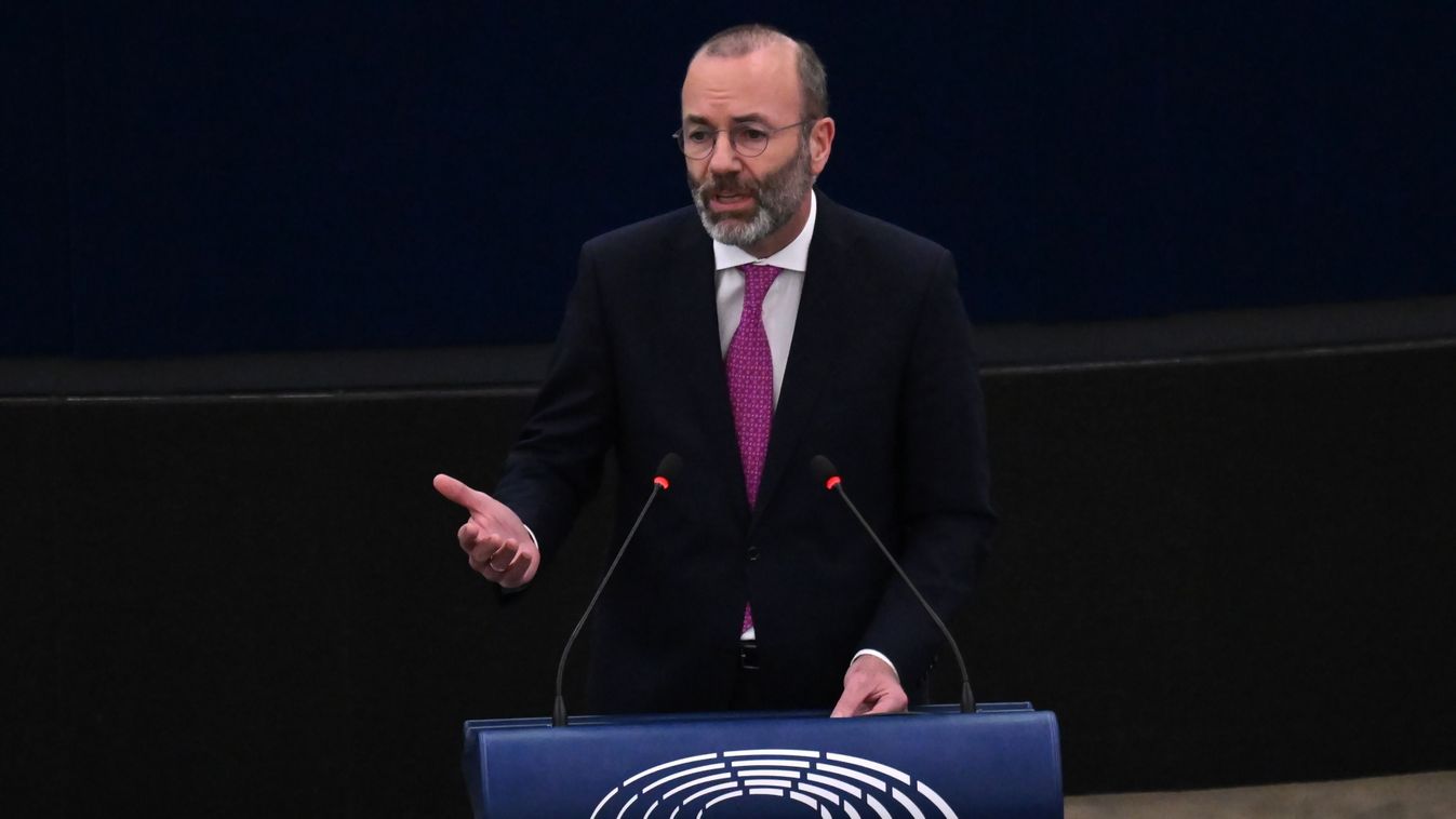 Manfred Weber az elmúlt időszakban minden oldalról támadások célpontjává vált