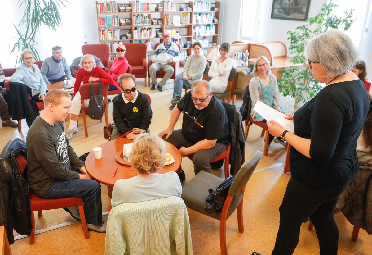 Vetélkedő a Könyvtárban látássérülteknek